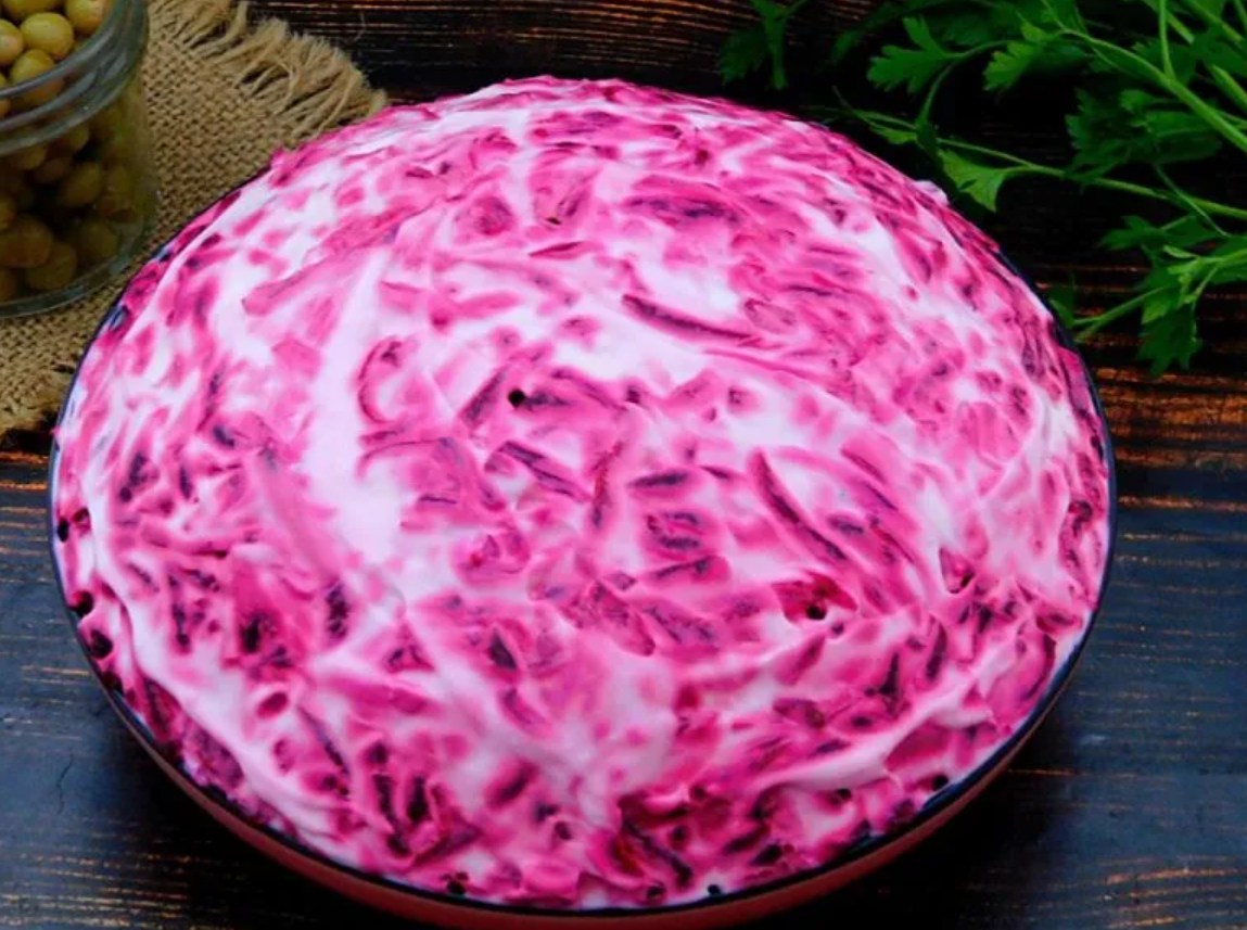 Заменит и Шубу, и Оливье. Как приготовить шикарный салат &quot;Граф&quot;